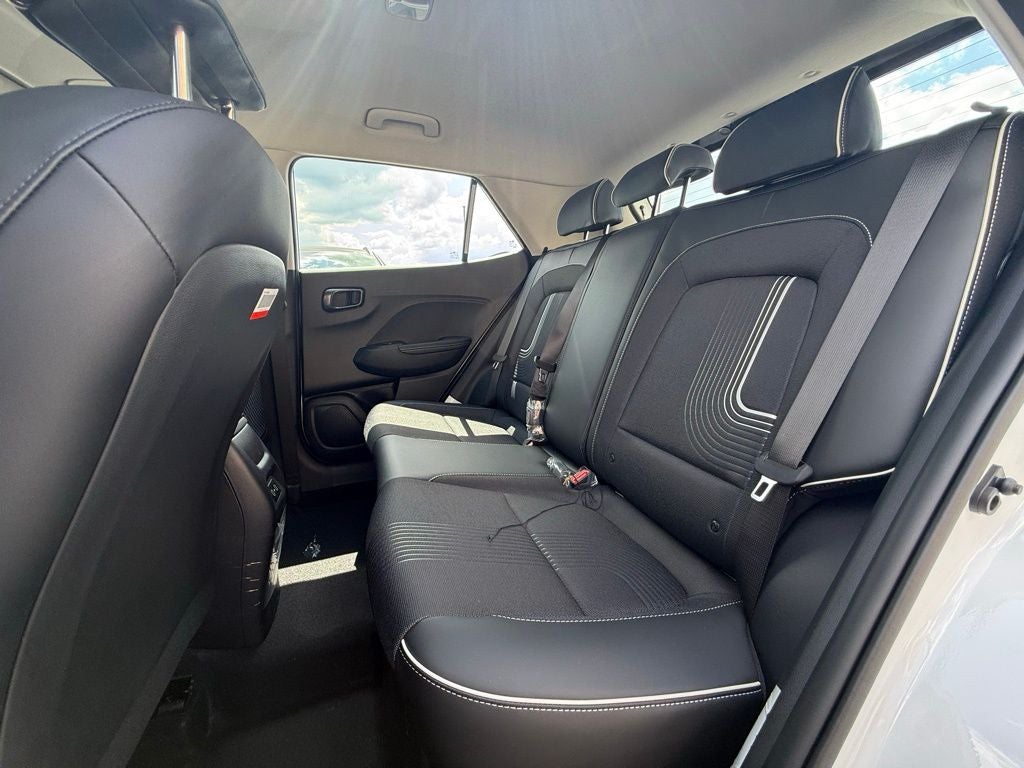 2026 Hyundai VENUE SEL W/Two-Tone Roof