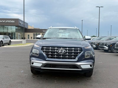 2026 Hyundai VENUE SEL W/Two-Tone Roof