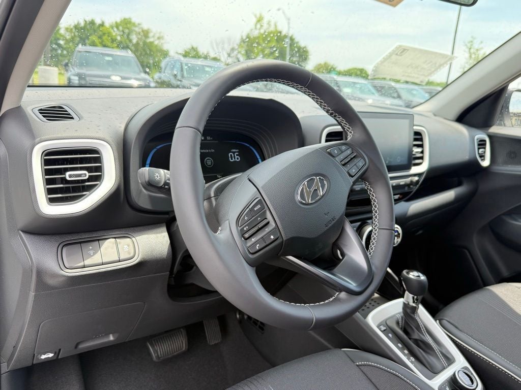 2026 Hyundai VENUE SEL W/Two-Tone Roof