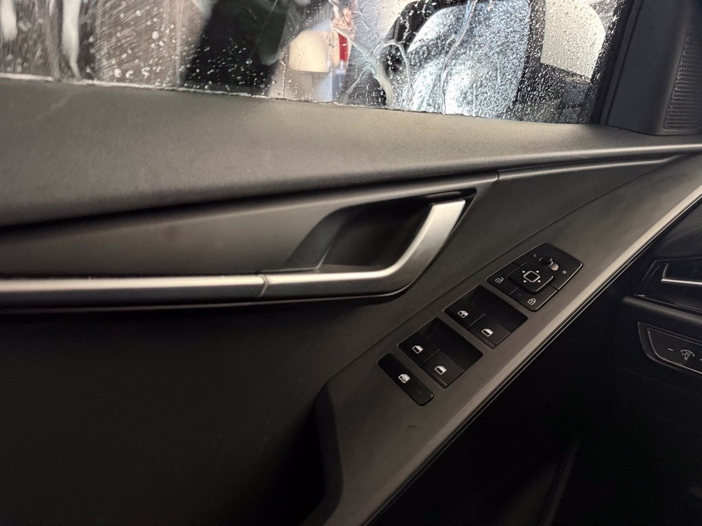 2025 Kia Niro LX