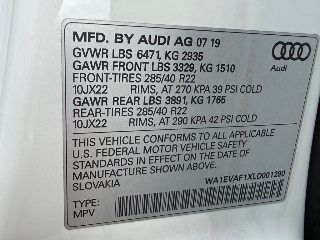 2020 Audi Q8 55 Premium Plus quattro