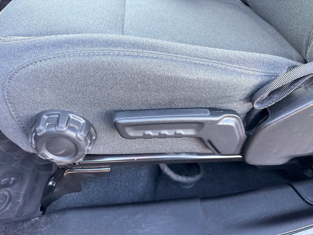 2024 Jeep Wrangler 4-Door Sahara - Photo 11