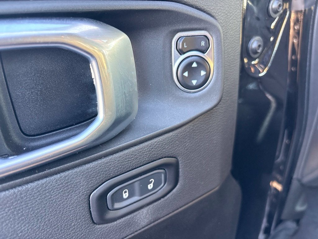 2024 Jeep Wrangler 4-Door Sahara - Photo 12