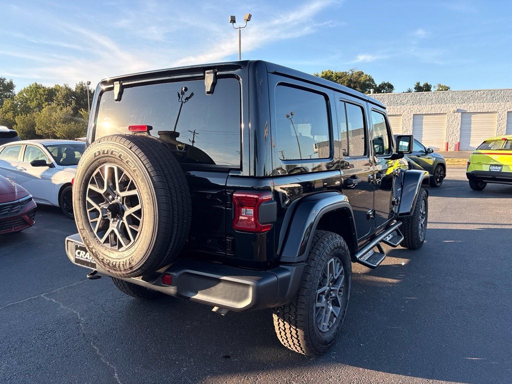 2024 Jeep Wrangler 4-Door Sahara - Photo 8