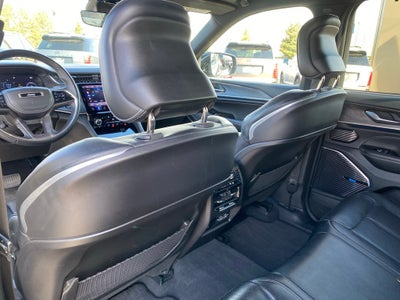 2022 Jeep Grand Cherokee Overland