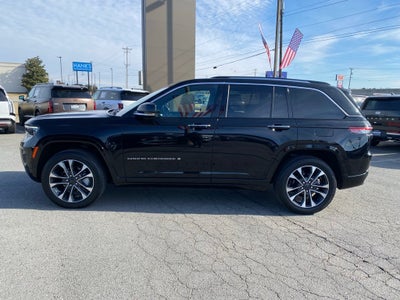 2022 Jeep Grand Cherokee Overland