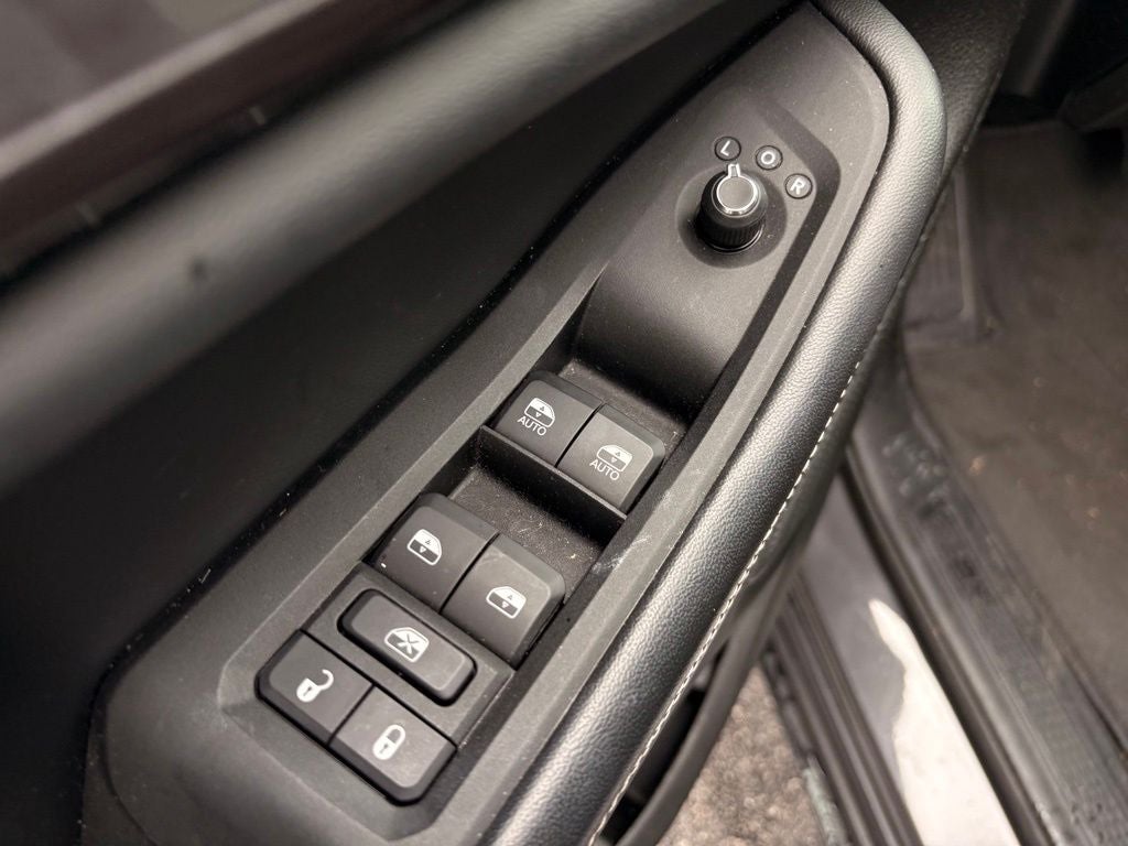 2023 Jeep Grand Cherokee L Altitude - Photo 12