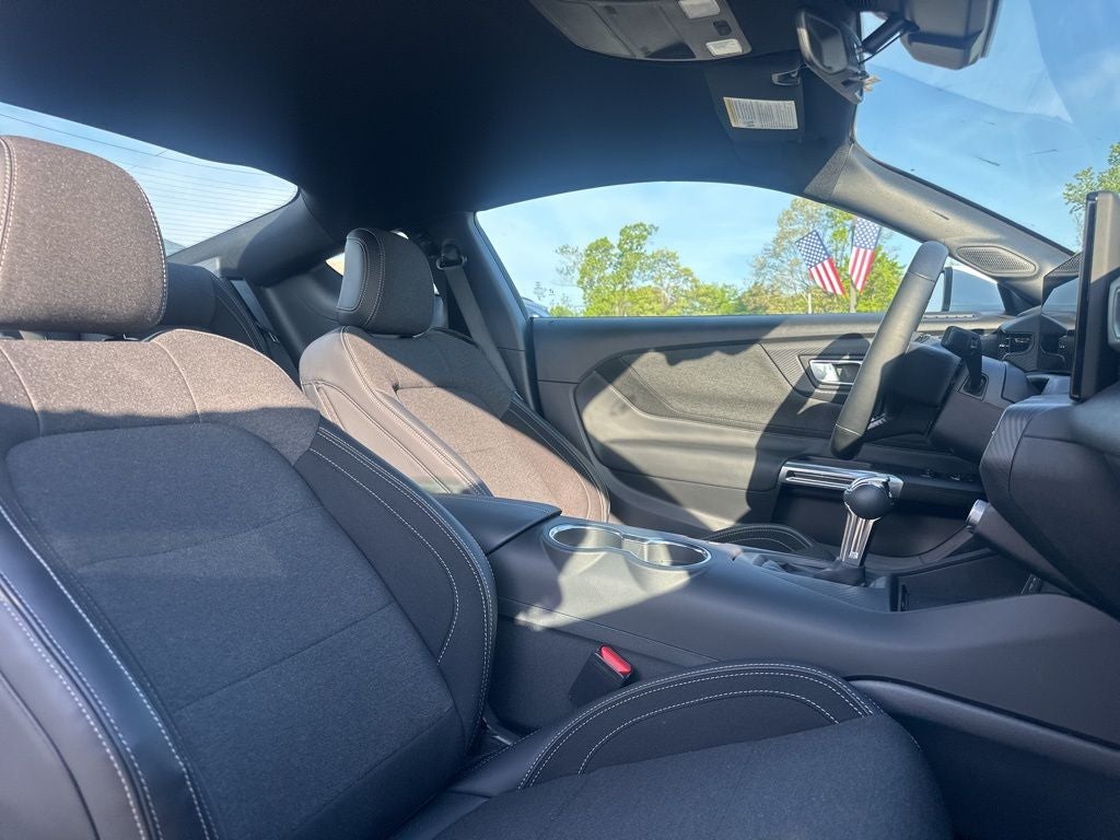 2025 Ford Mustang EcoBoost