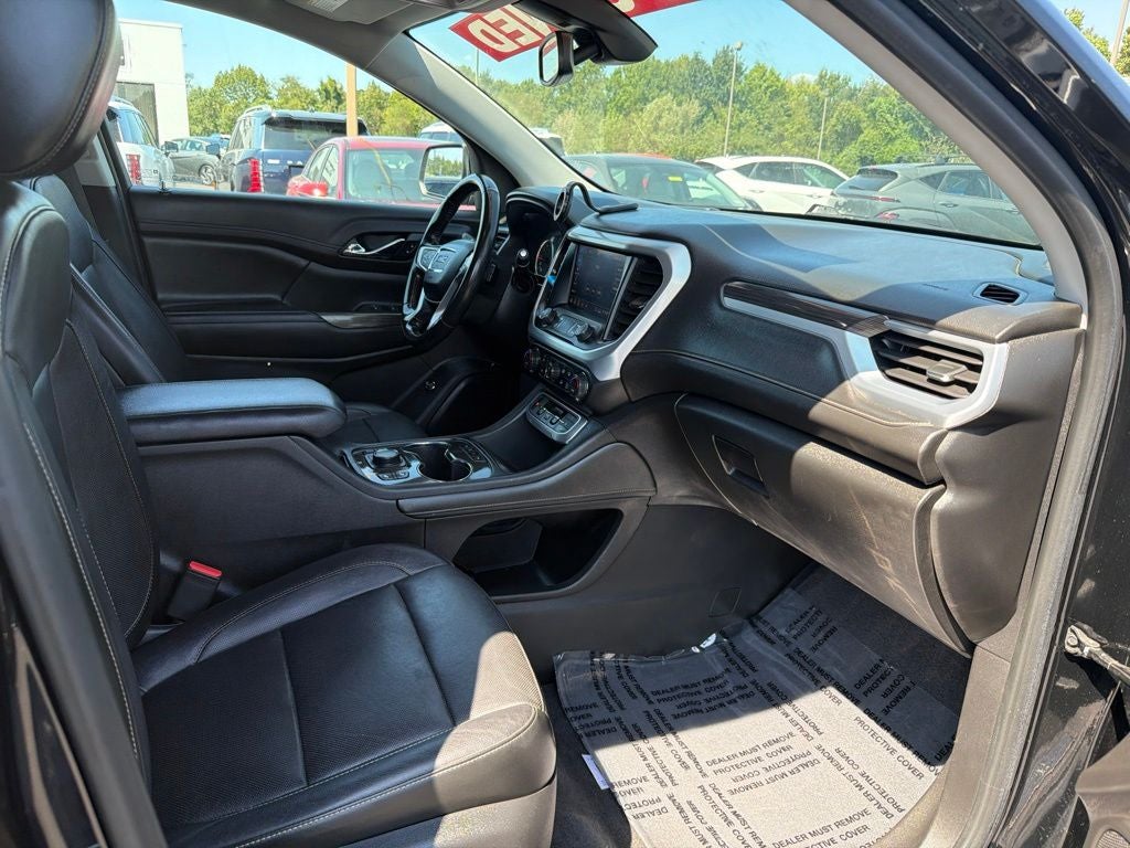 2020 GMC Acadia SLT