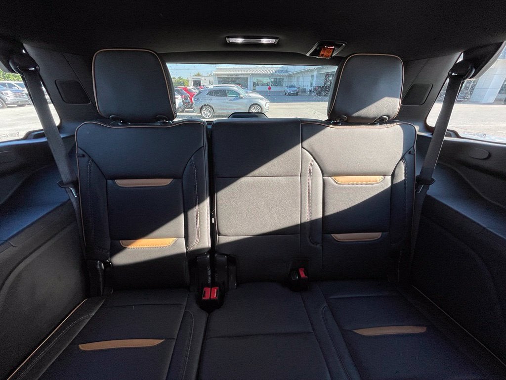 2023 GMC Yukon AT4 - Photo 25