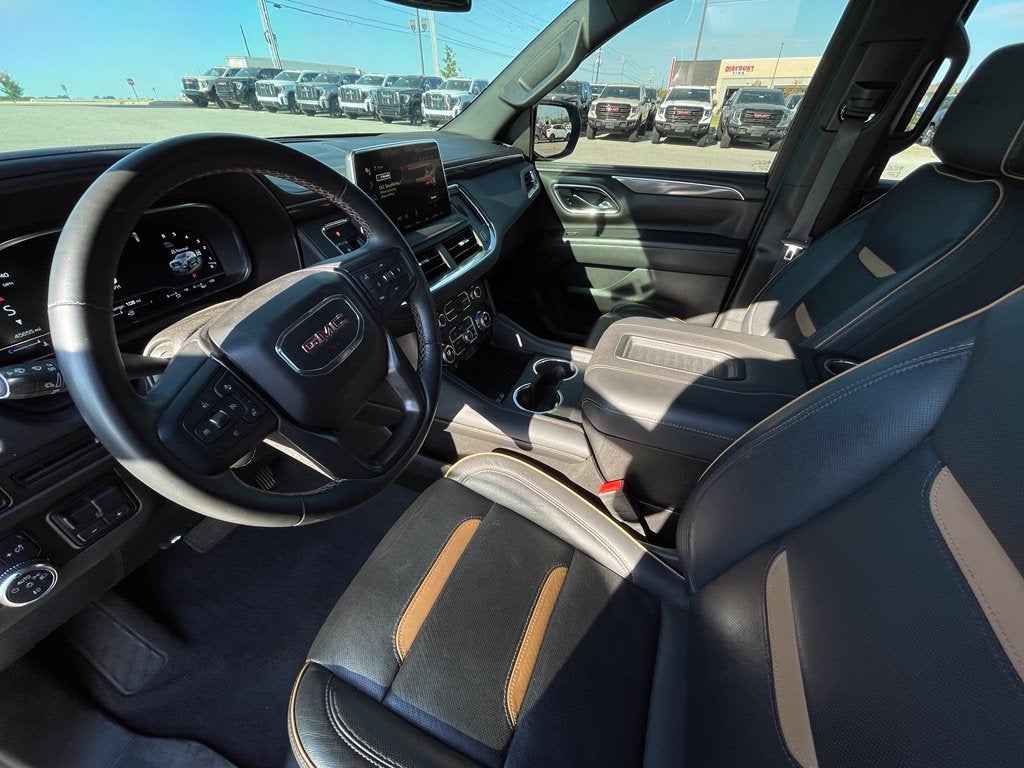 2023 GMC Yukon AT4 - Photo 9