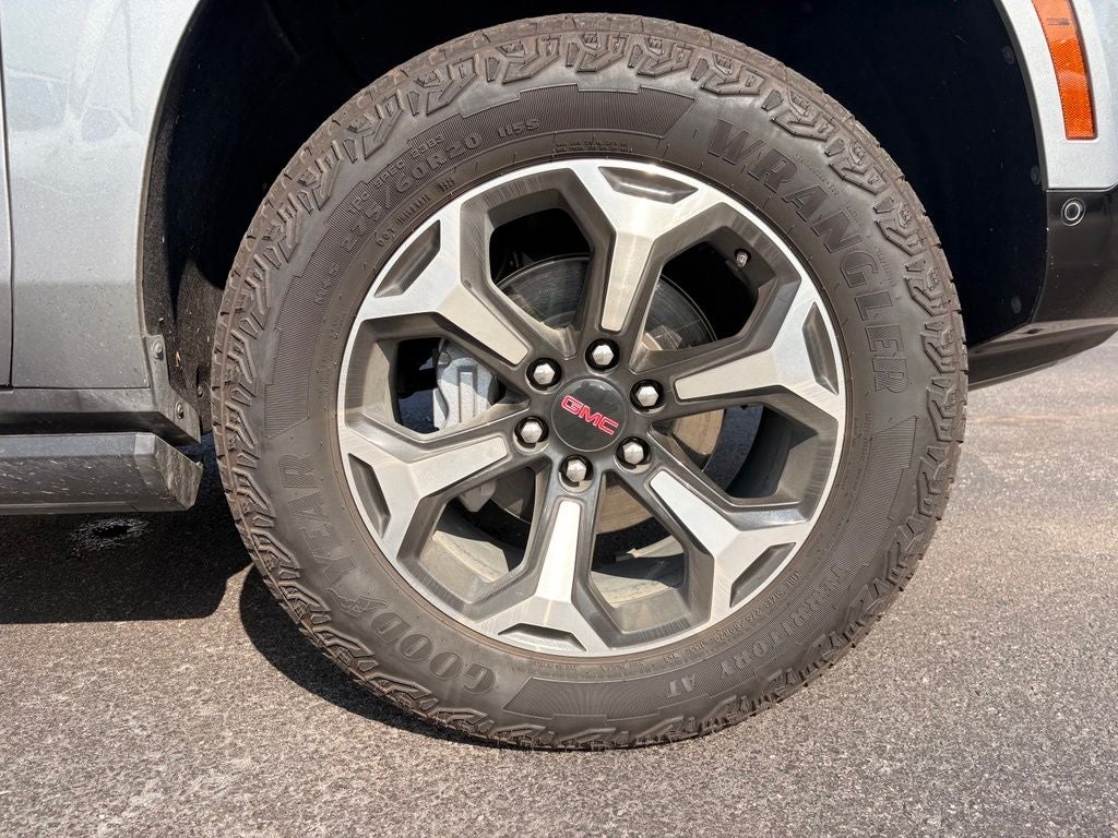 2026 GMC Yukon XL AT4 - Photo 33