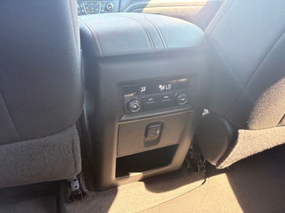 2018 Chevrolet Traverse LT Cloth w/1LT