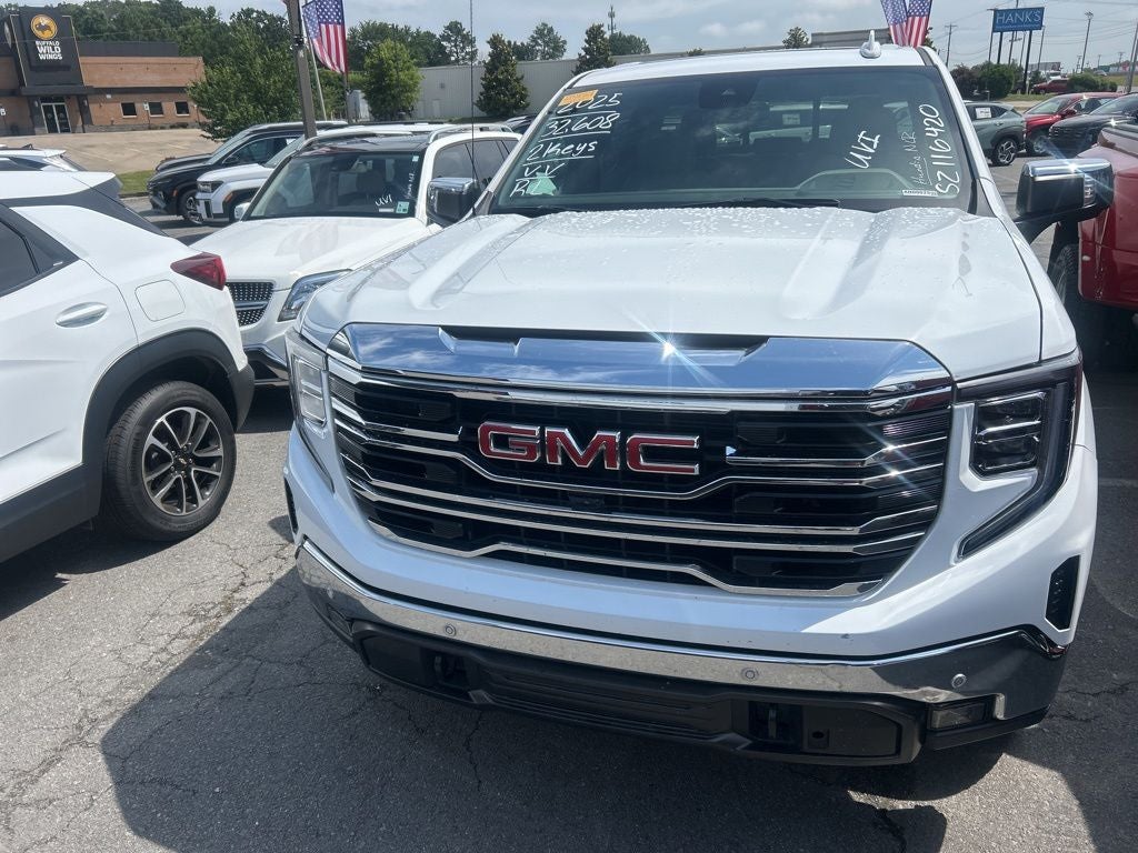 Used 2025 GMC Sierra 1500 SLT with VIN 1GTUUDED9SZ116420 for sale in Little Rock