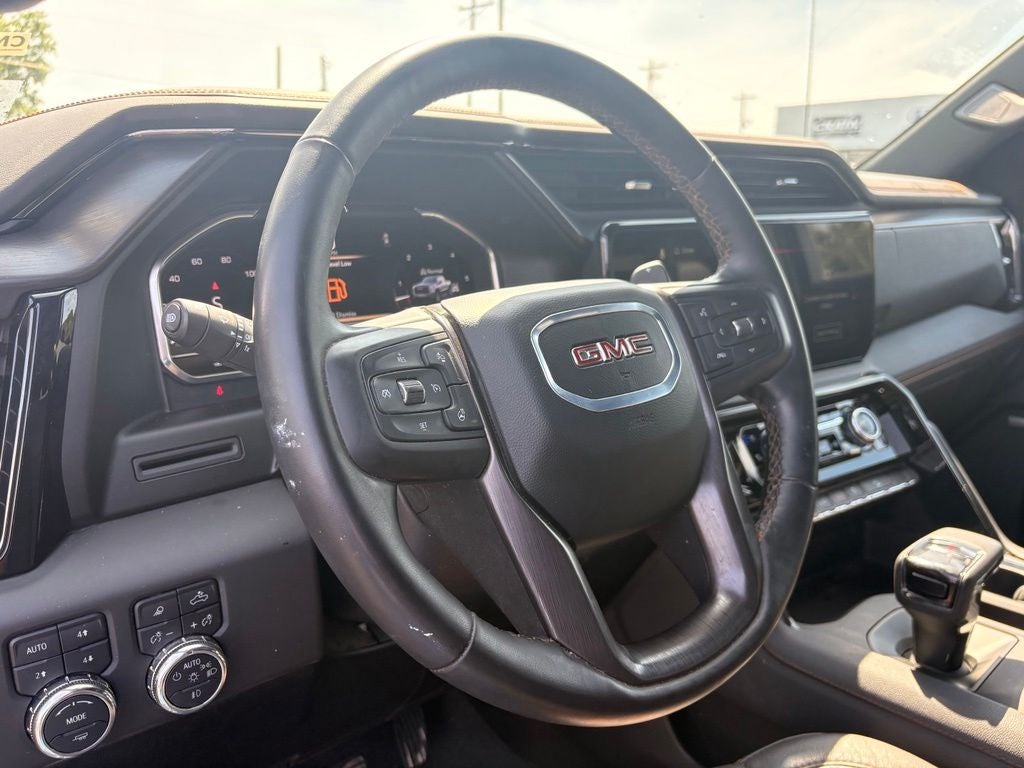 2025 GMC Sierra 1500 AT4