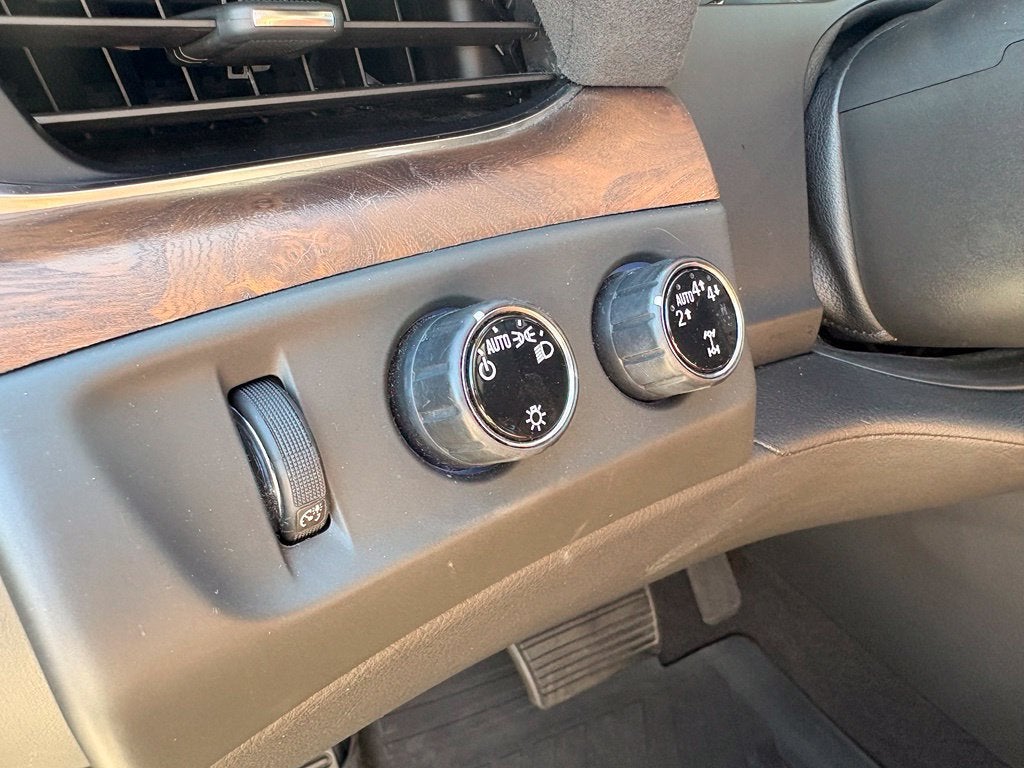 2020 Cadillac Escalade Luxury - Photo 13