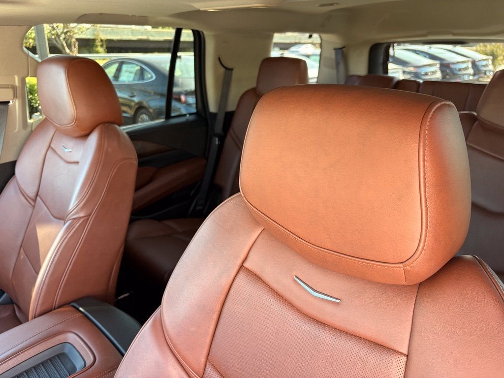 2020 Cadillac Escalade Luxury - Photo 23