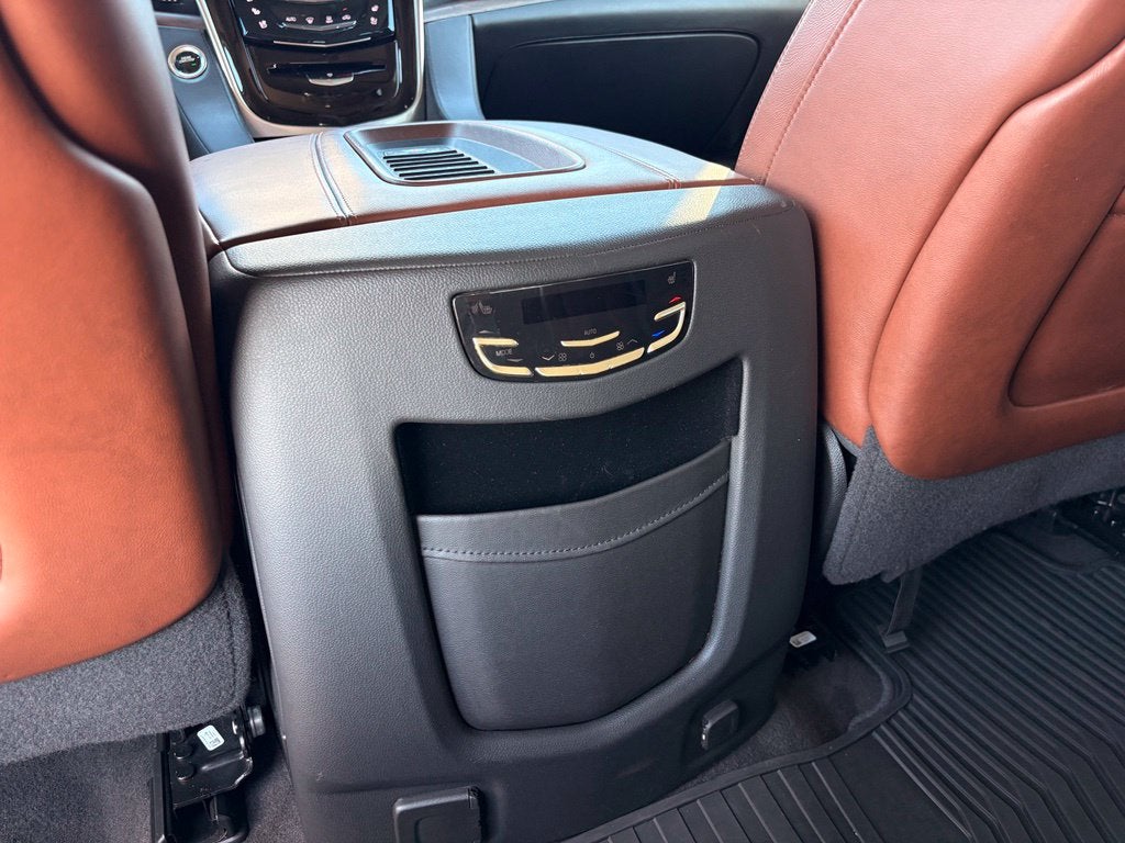 2020 Cadillac Escalade Luxury - Photo 28