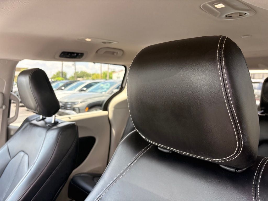 2023 Chrysler Pacifica Touring L - Photo 23