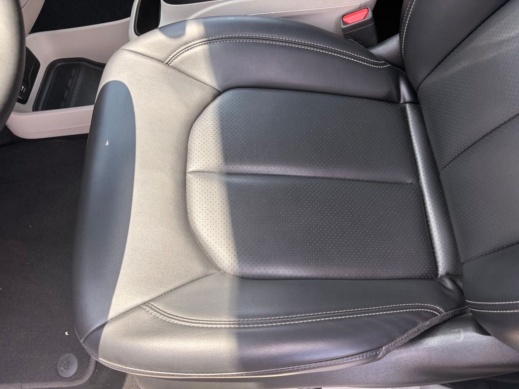 2023 Chrysler Pacifica Touring L - Photo 24