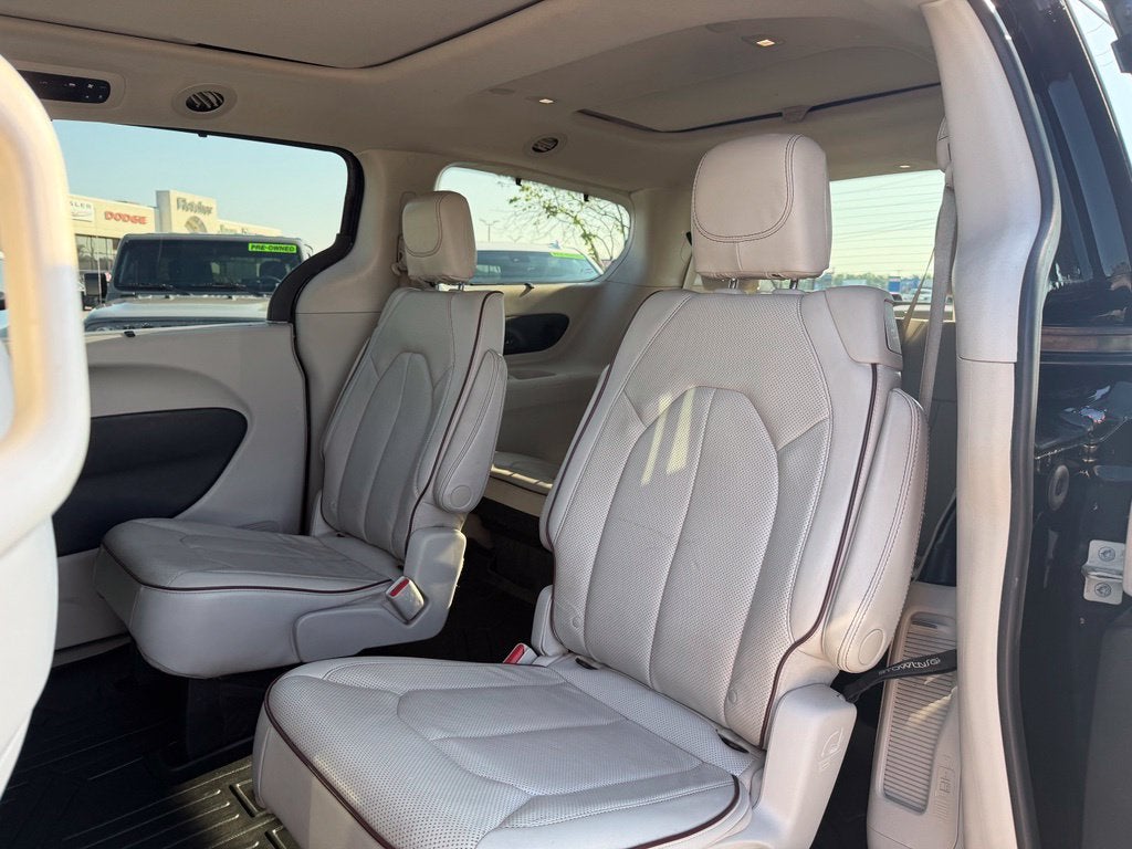 2020 Chrysler Pacifica Limited - Photo 25