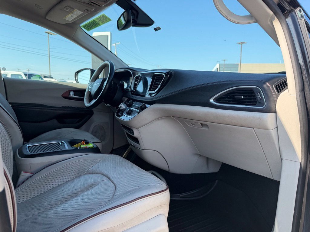 2020 Chrysler Pacifica Limited - Photo 33