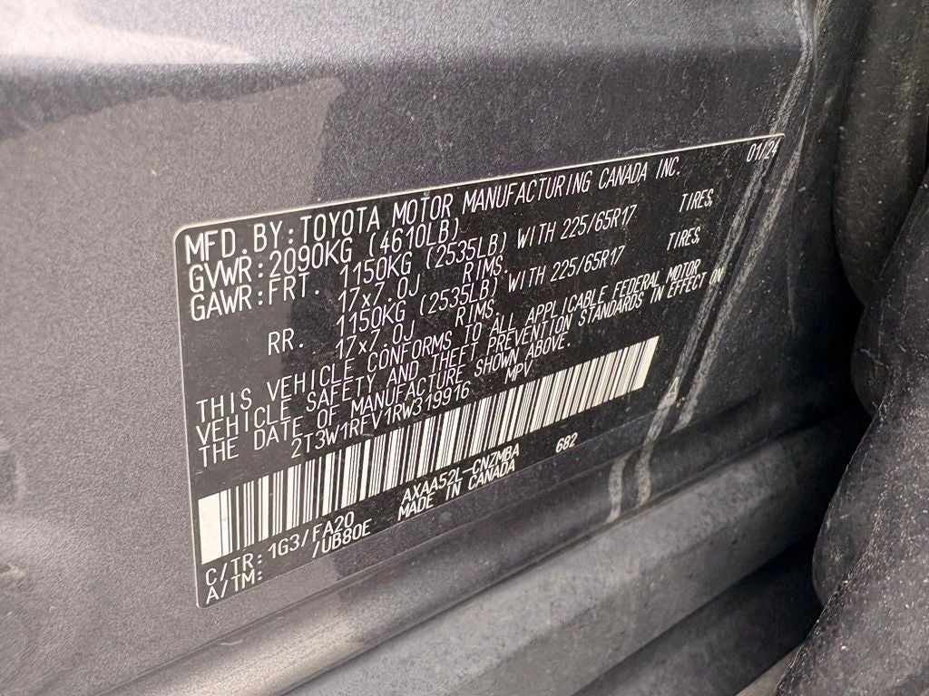 2024 Toyota RAV4 XLE - Photo 32