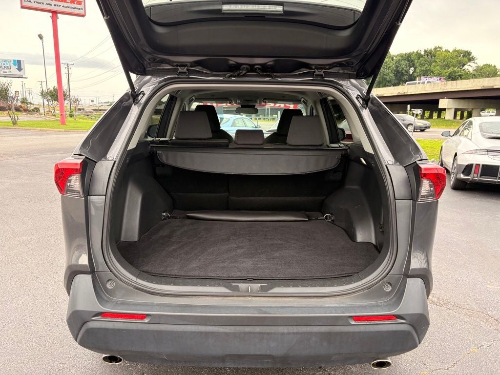2024 Toyota RAV4 XLE - Photo 7