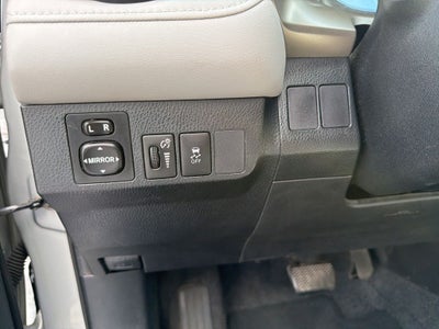 2013 Toyota RAV4 XLE Fresh Trade / Clean Carfax / Super Clean