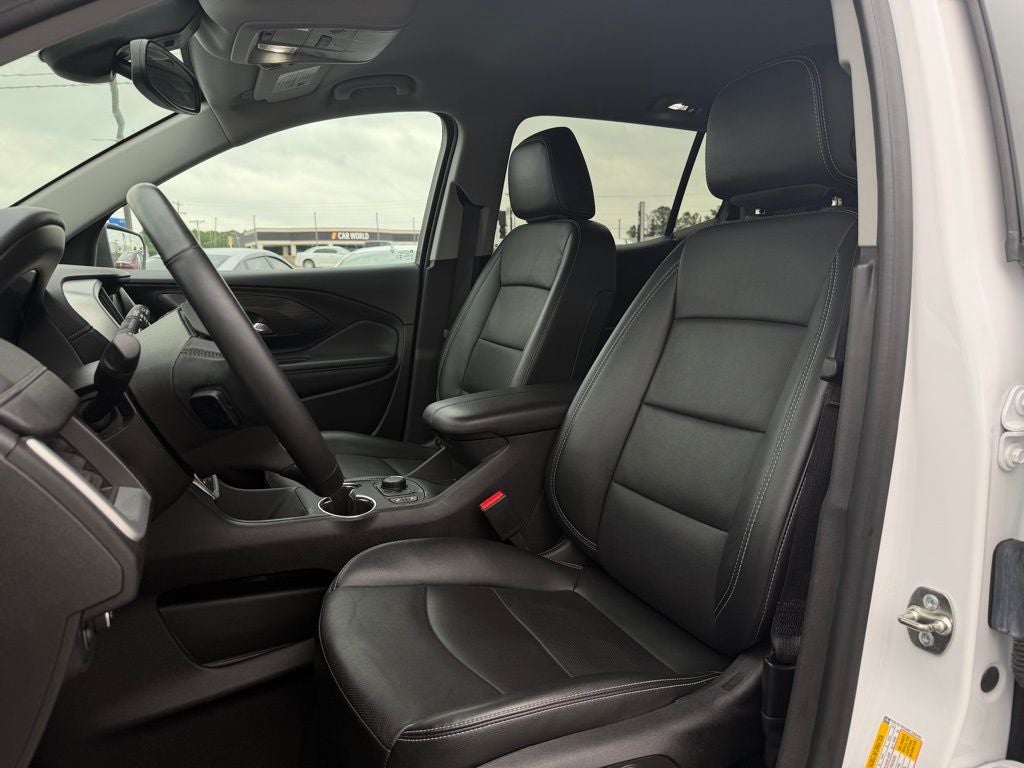 2024 GMC Terrain SLT - Photo 10