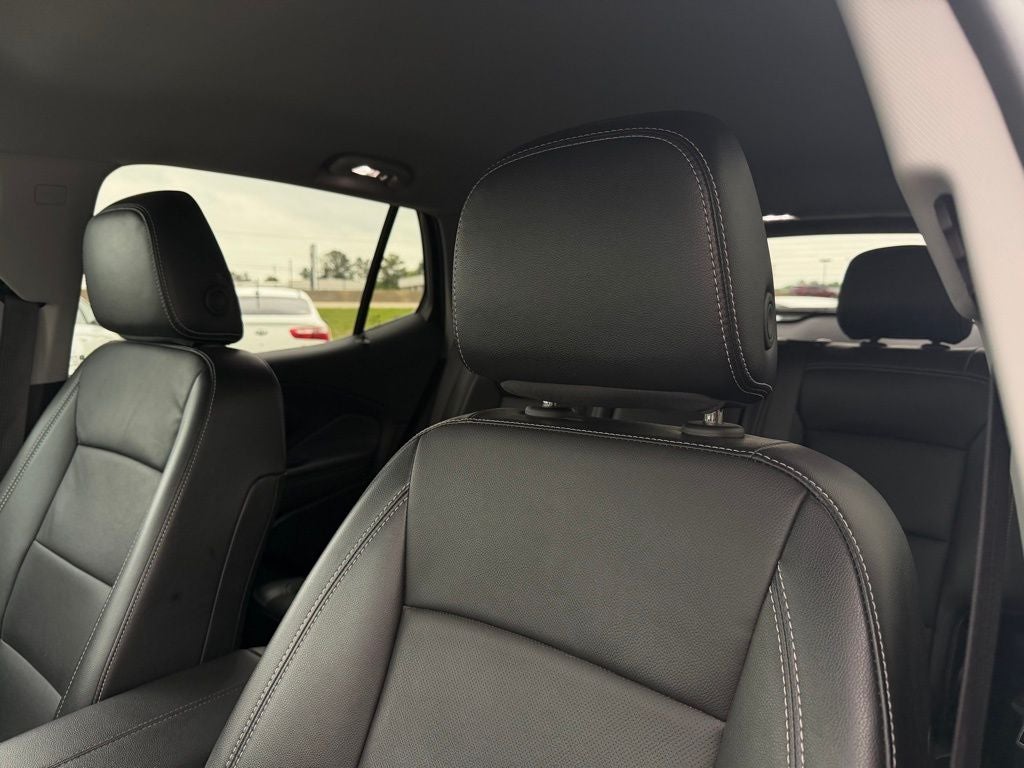 2024 GMC Terrain SLT - Photo 12