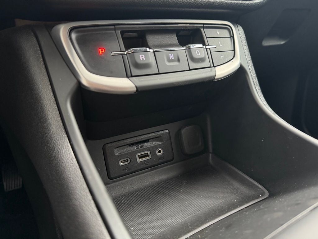 2024 GMC Terrain SLT - Photo 21