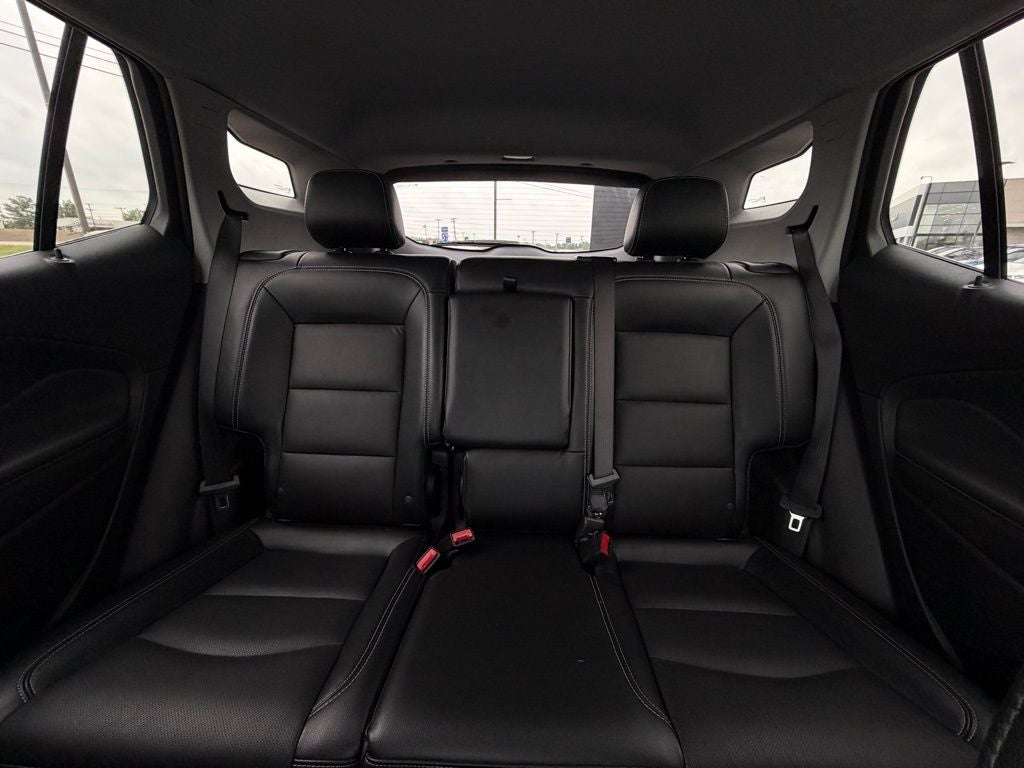2024 GMC Terrain SLT - Photo 23
