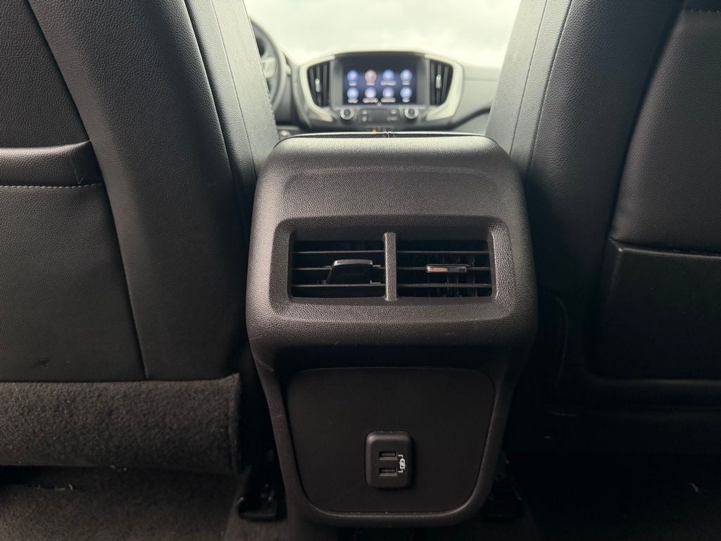 2024 GMC Terrain SLT - Photo 27