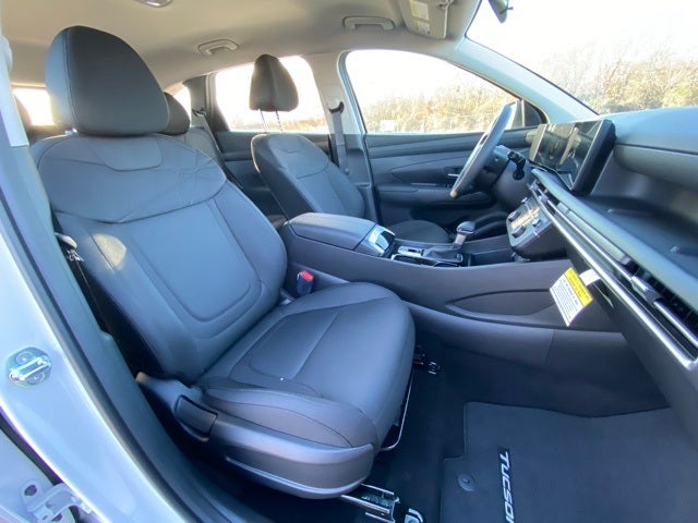 2025 Hyundai TUCSON SE AWD