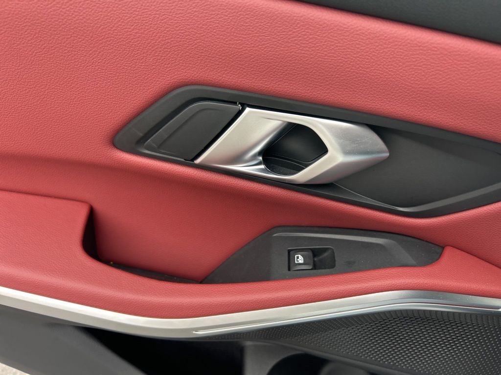 2025 BMW 3 Series 330i