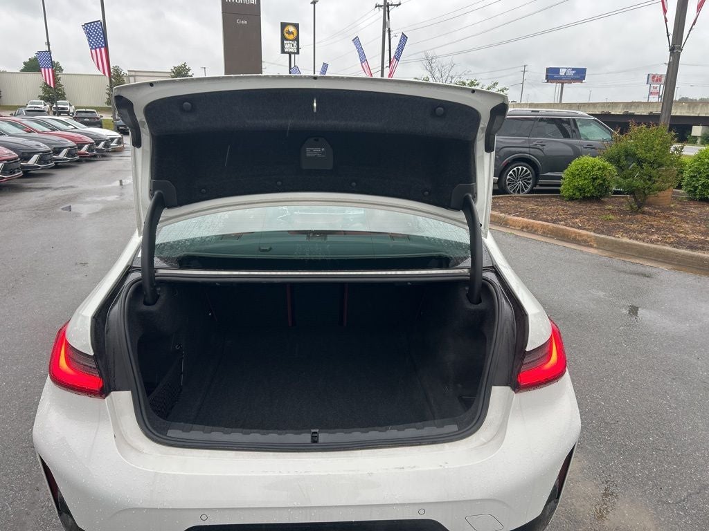 2025 BMW 3 Series 330i