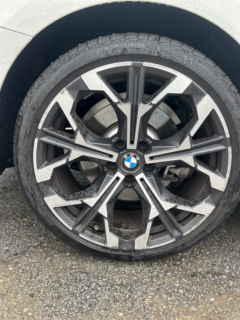 2025 BMW 3 Series 330i