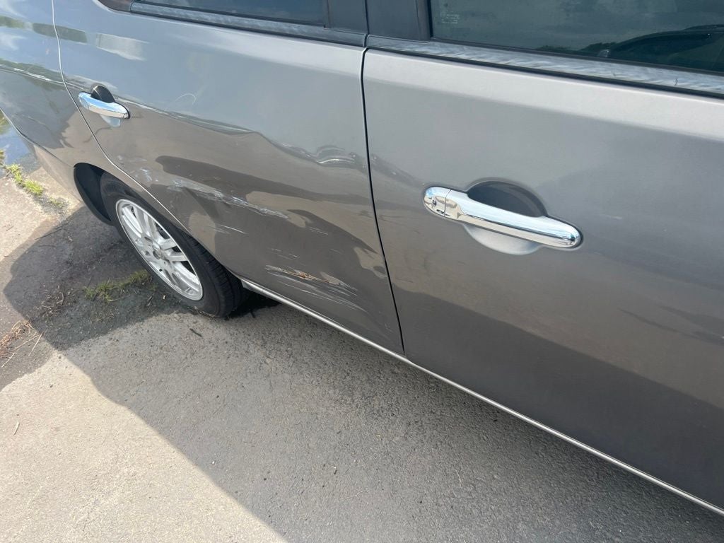 2013 Nissan Versa 1.6 SV