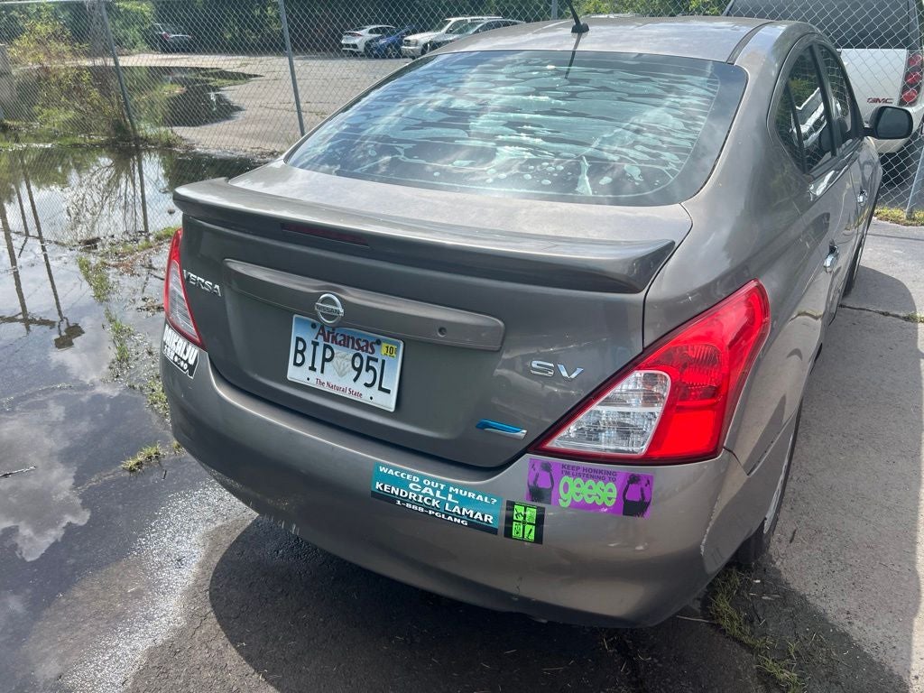 2013 Nissan Versa 1.6 SV