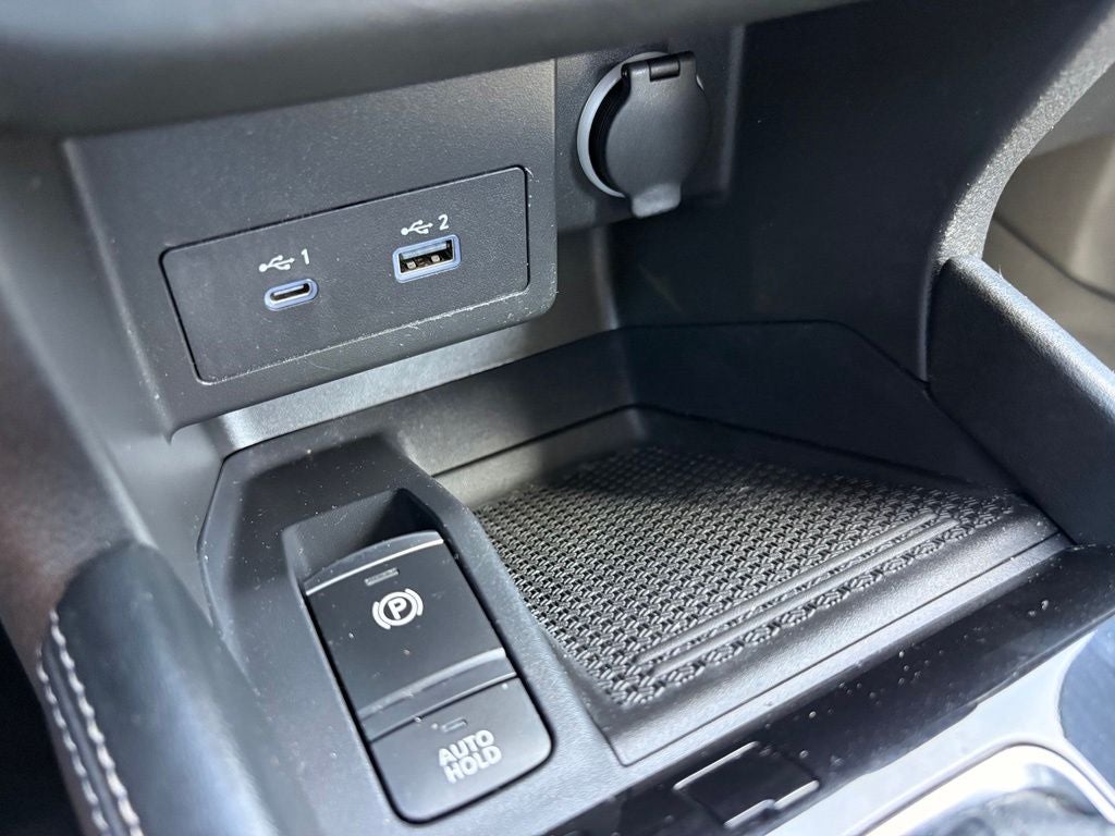 2021 Nissan Kicks SR - Photo 19