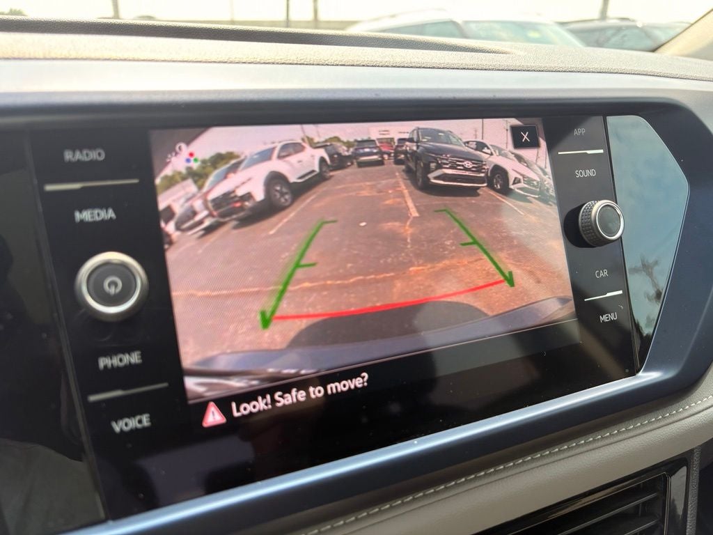 2024 Volkswagen Taos SE - Photo 17