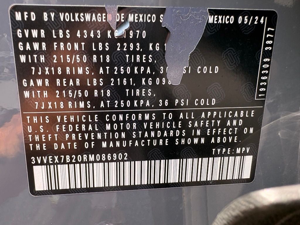 2024 Volkswagen Taos SE - Photo 34