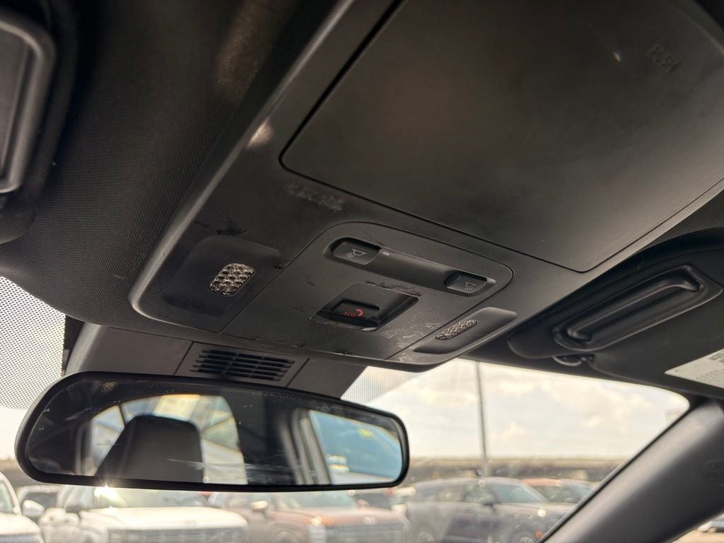 2025 Toyota Camry SE - Photo 20