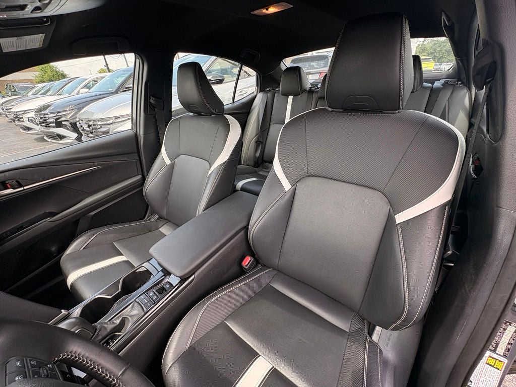 2025 Toyota Camry SE - Photo 21