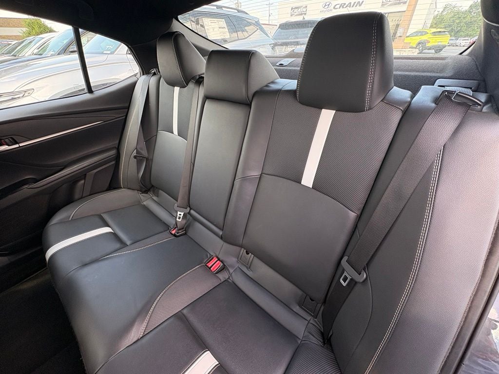 2025 Toyota Camry SE - Photo 24