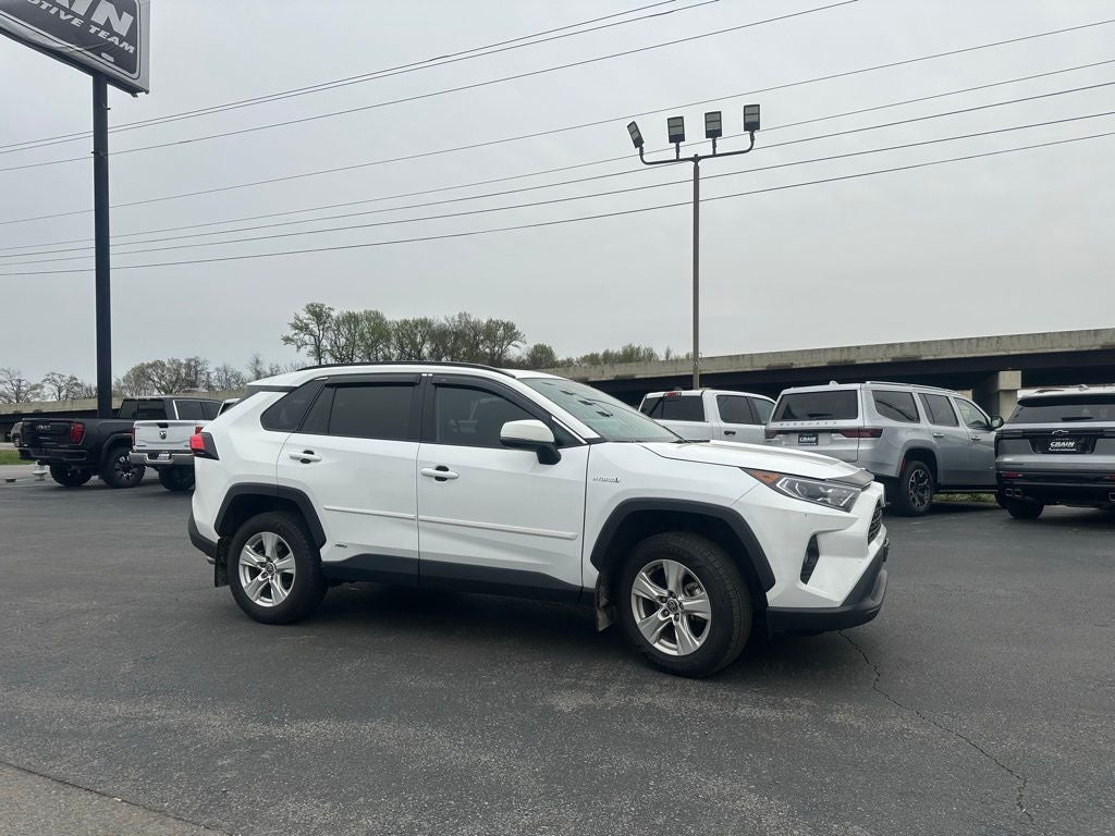 2021 Toyota RAV4 Hybrid XLE