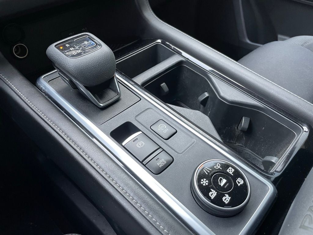 2022 Nissan Pathfinder SV 1-OWNER | LEATHER | NEW TIRES