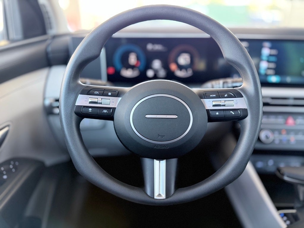 2025 Hyundai TUCSON SE FWD