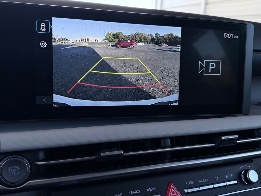 2025 Hyundai TUCSON SE FWD